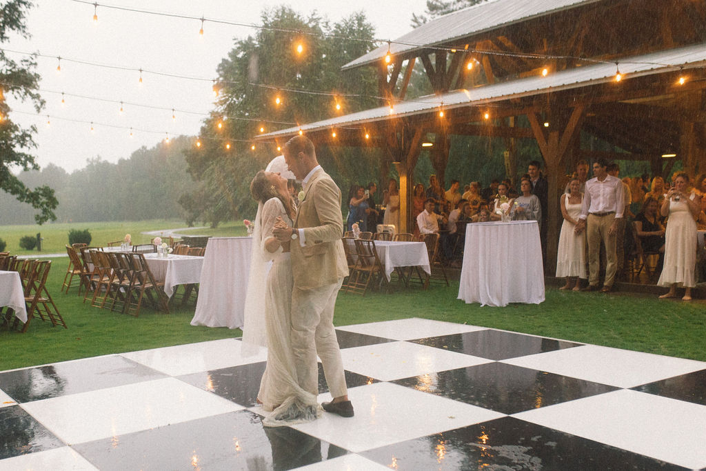 A rainy Rockhurst Farm wedding reception in Alabama