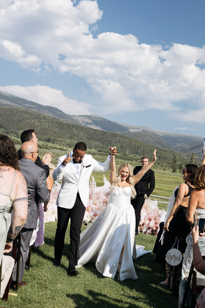 Luxury wedding ceremony at Devil’s Thumb Ranch in Colorado