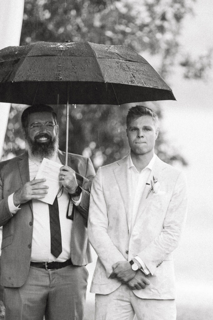 A rainy Rockhurst Farm wedding ceremony