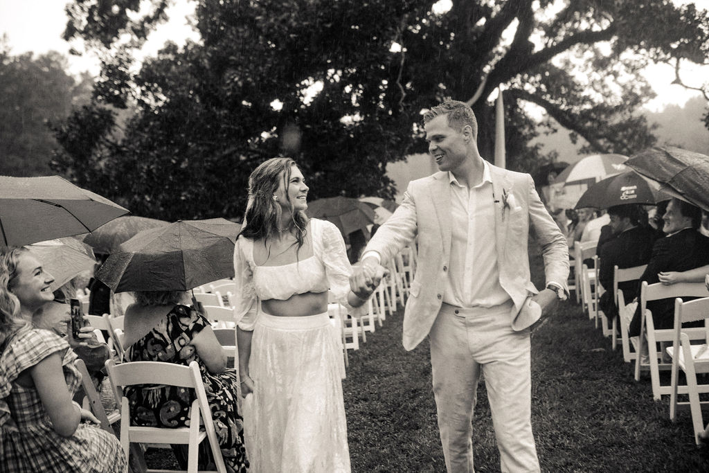 A rainy Rockhurst Farm wedding ceremony
