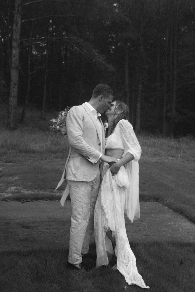 Alabama bride and groom portraits in a thunderstorm