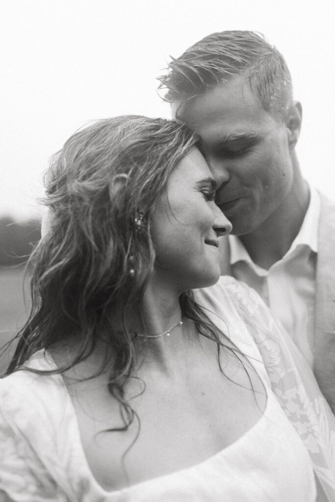 Rockhurst Farm wedding portraits in the rain