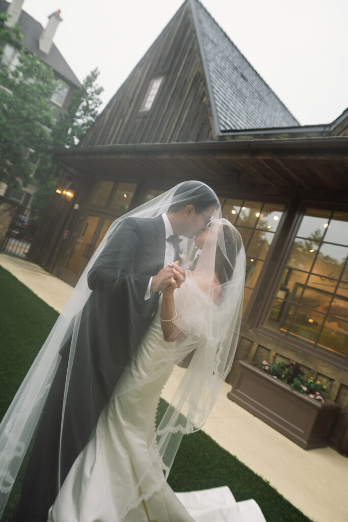Birmingham, Alabama editorial wedding portraits outside