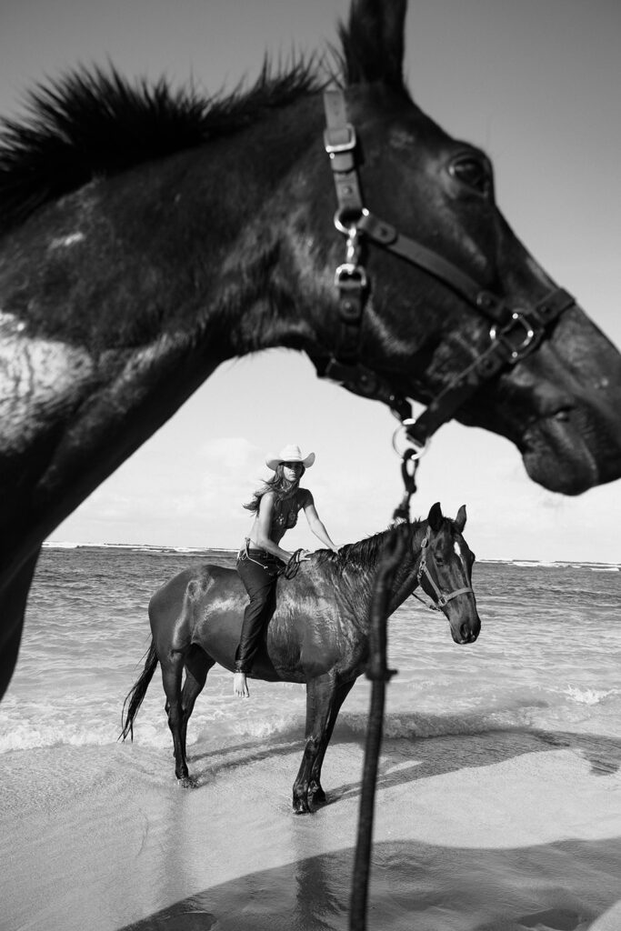 Coastal cowgirl branding photoshoot in Hawaii on the North Shore with horses