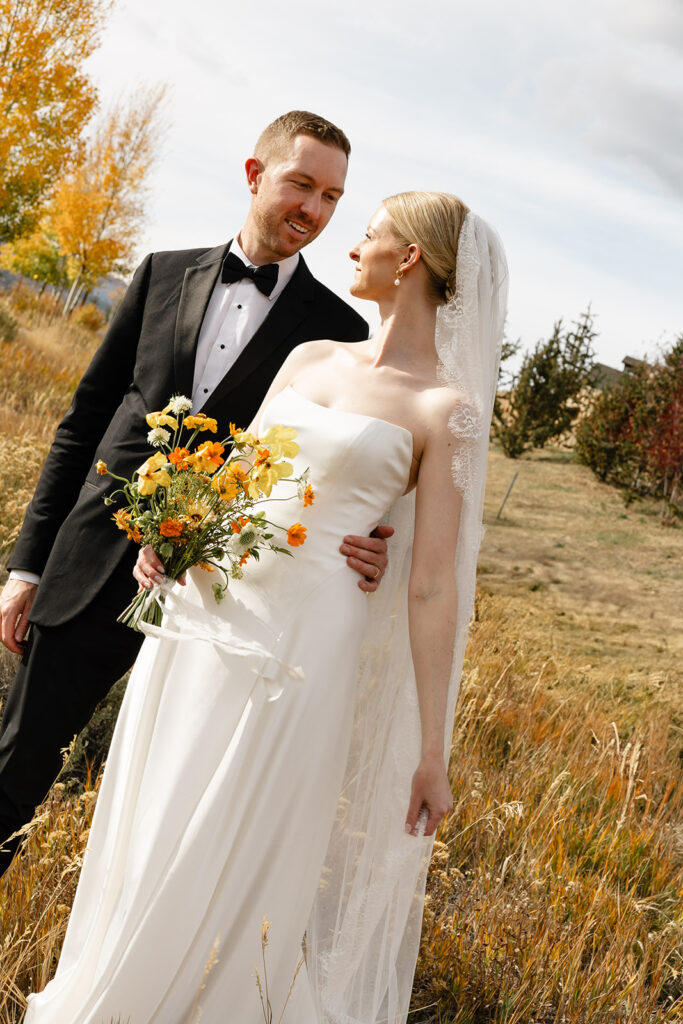 Fall foliage wedding portraits in Silverthorne, Colorado