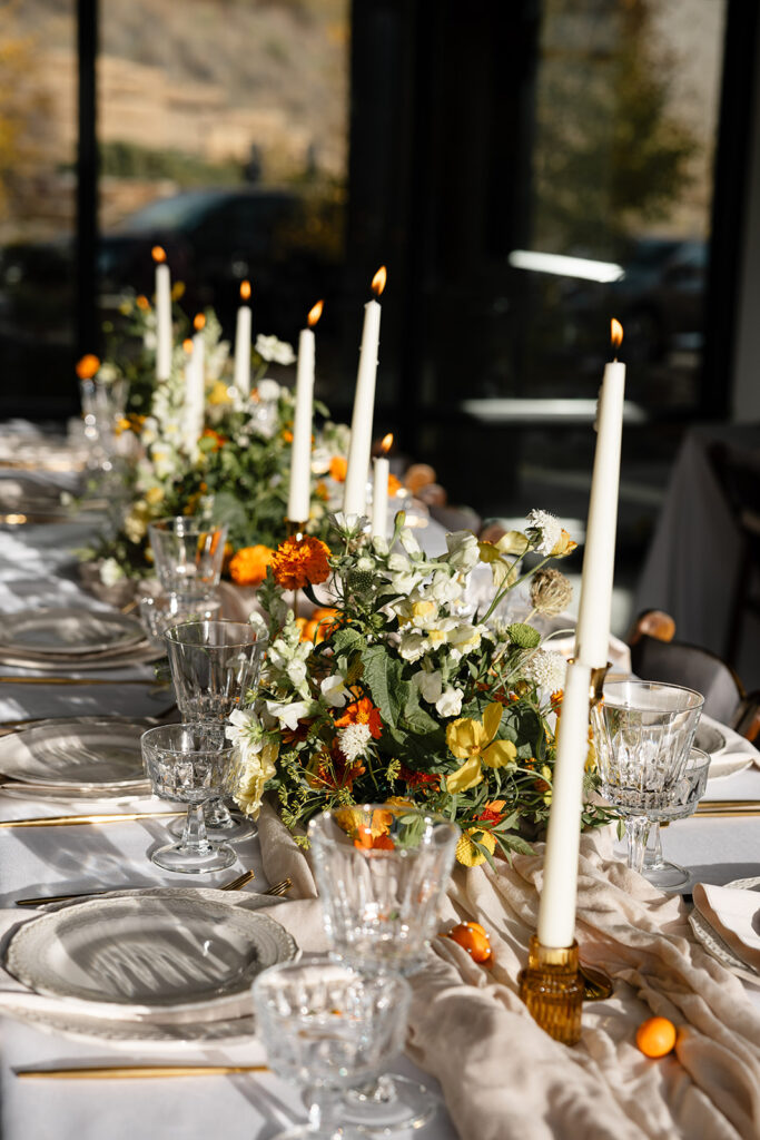 Wedding table settings with fall colors and inspiration