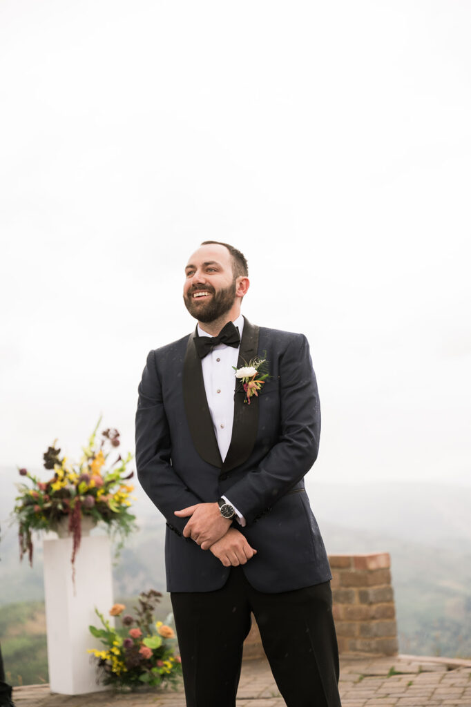 A rainy Vail Mountain wedding ceremony in Colorado